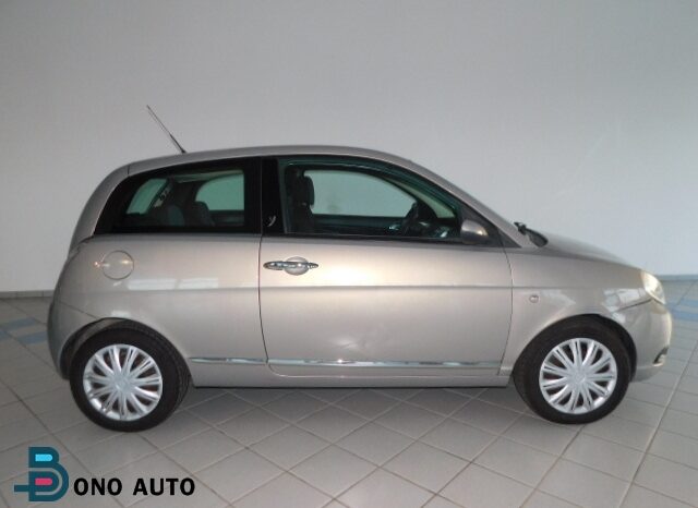 Lancia Ypsilon 1.2 Oro completo