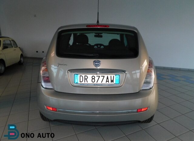 Lancia Ypsilon 1.2 Oro completo